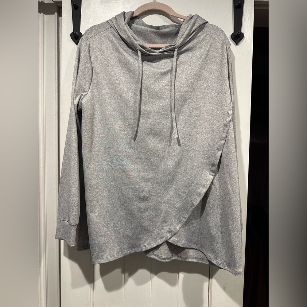 Nursing Hoodie size XXL (fits like XL) 🤰🏼